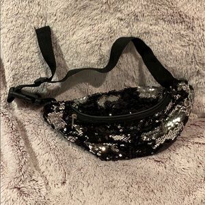 Black and silver sequins fanny pack